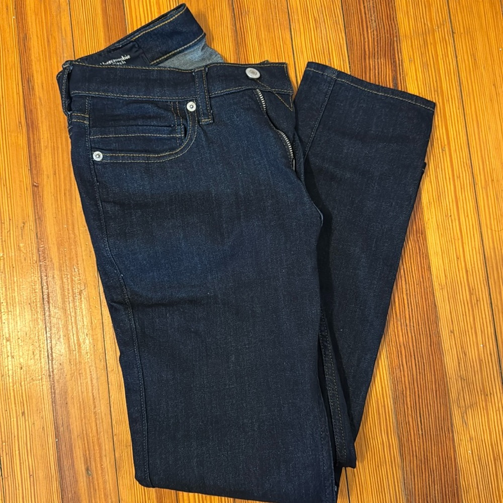 A&F skinny taper Jeans